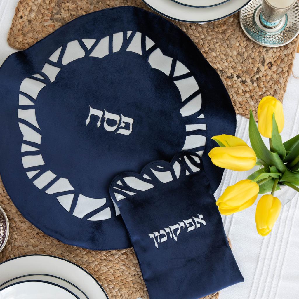 Velvet Flower Seder Set